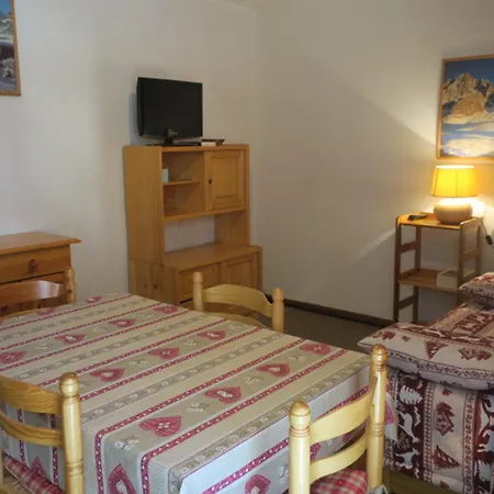 Cosy Pour 4 Personnes Avec Balcon, A 300m Du Telesiege De Barbossine A - Fr-1-198-146 Apartment Chatel