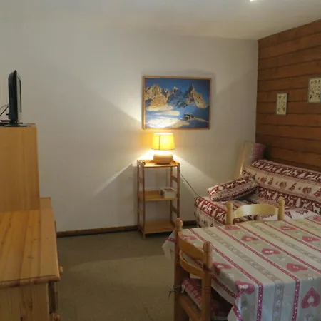 Cosy Pour 4 Personnes Avec Balcon, A 300m Du Telesiege De Barbossine A - Fr-1-198-146